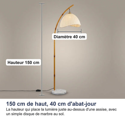 Dimensioni della lampada: 150 cm di altezza e 40 cm di diametro del paralume