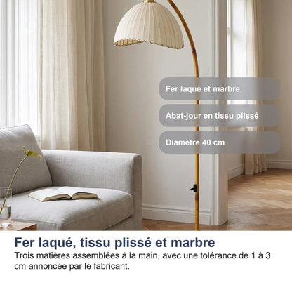 Ferro laccato, tessuto plissettato e marmo