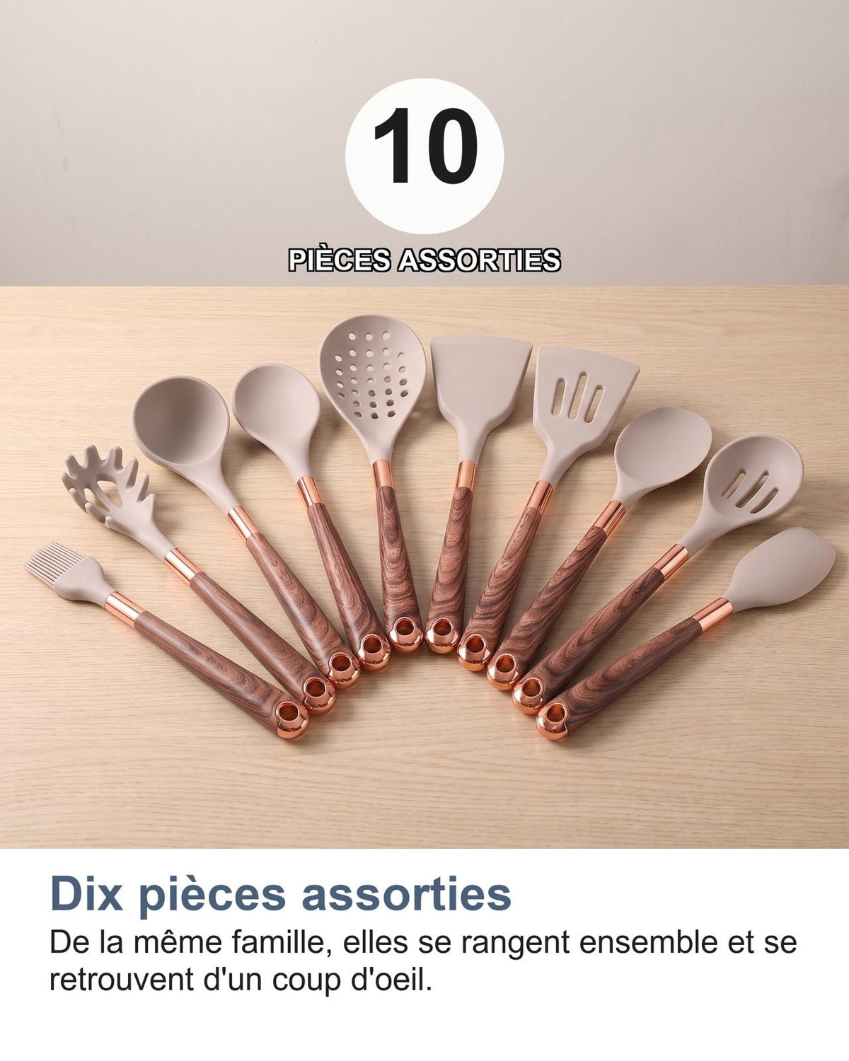 I dieci pezzi del set a ventaglio sotto il numero dieci
